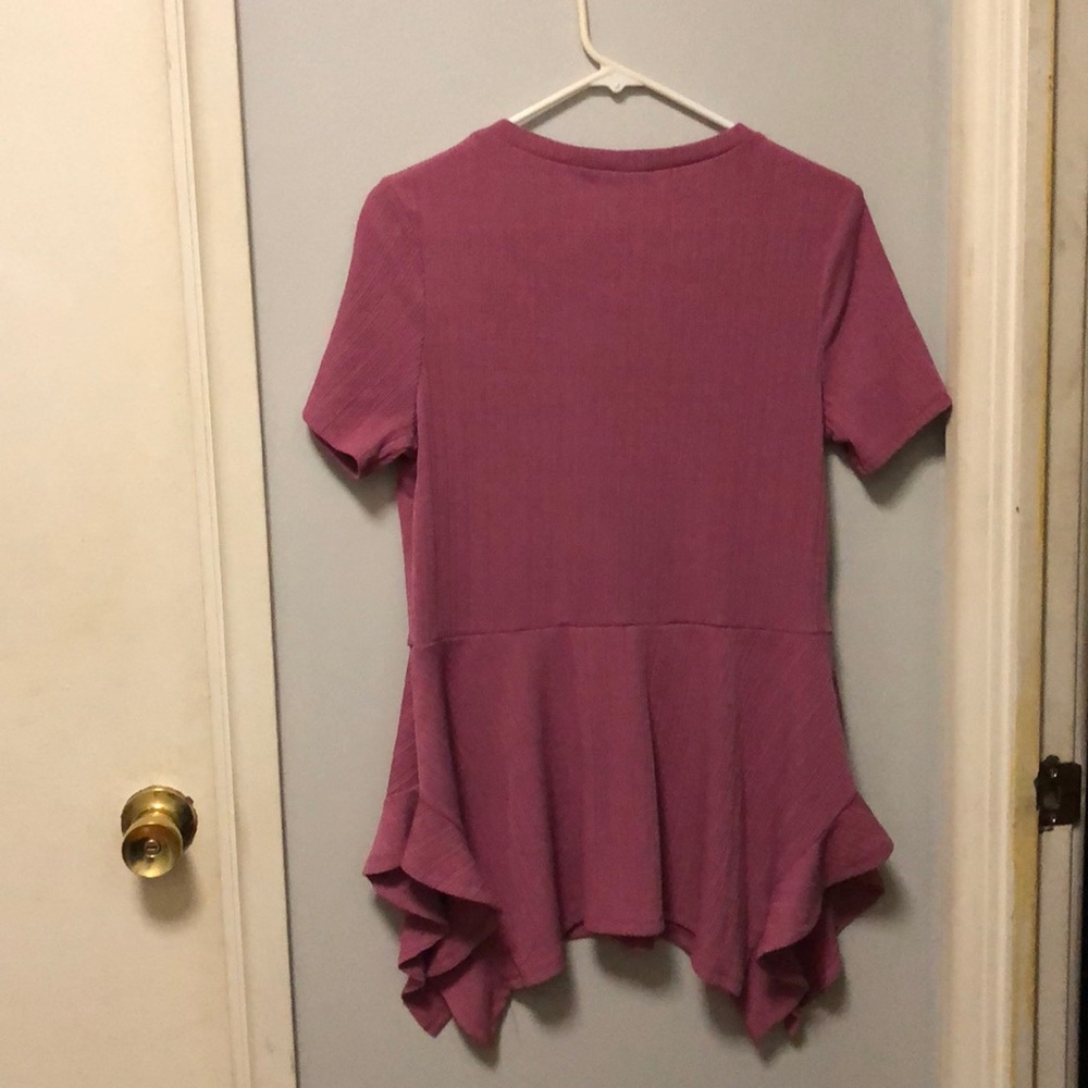 Pink top - Picture 2 of 4